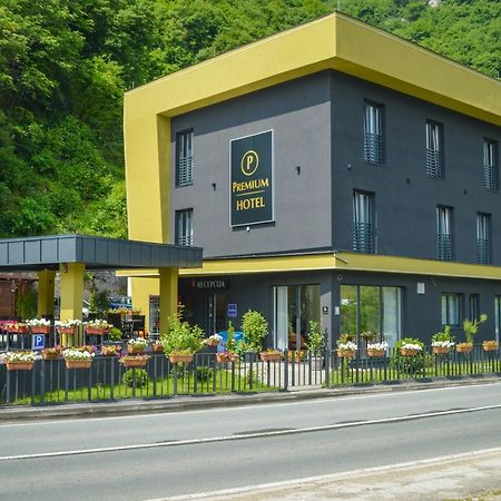 Hotel Premium Яйце Екстер'єр фото