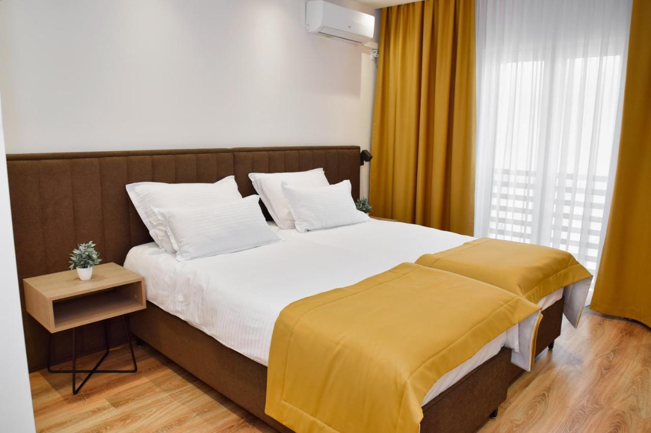 Hotel Premium Яйце Екстер'єр фото