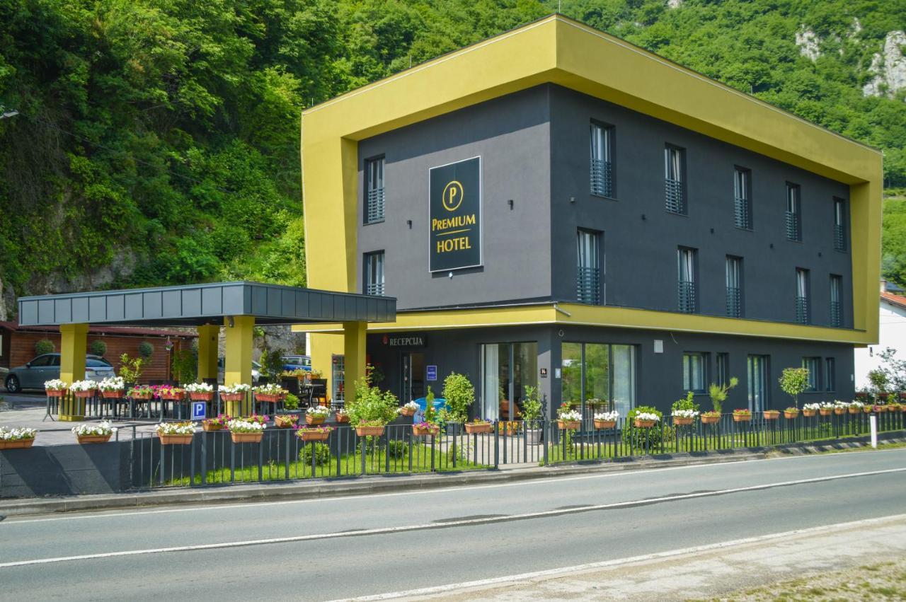 Hotel Premium Яйце Екстер'єр фото