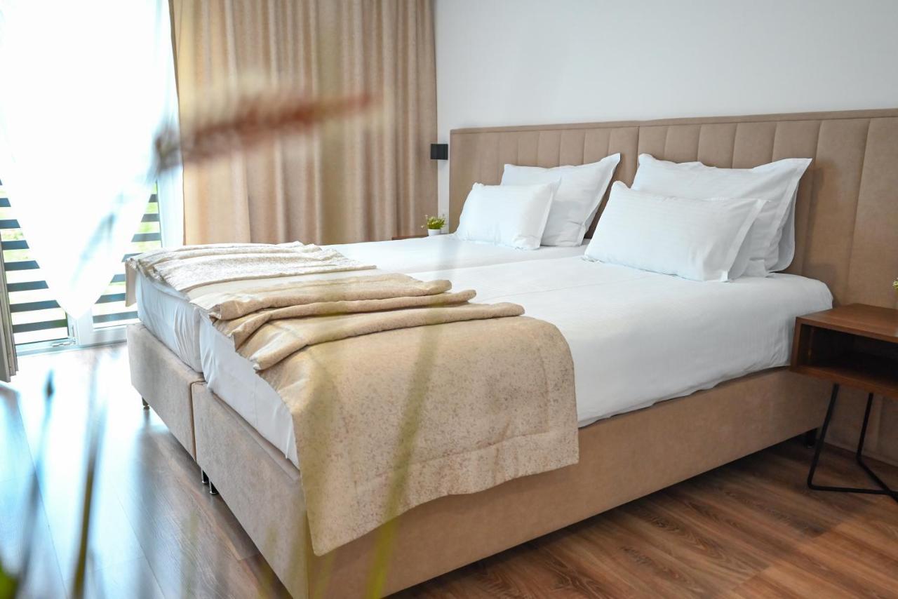 Hotel Premium Яйце Екстер'єр фото